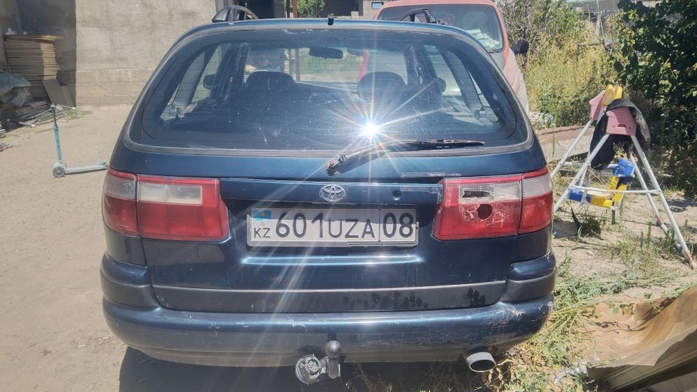 Toyota Carina E Универсал