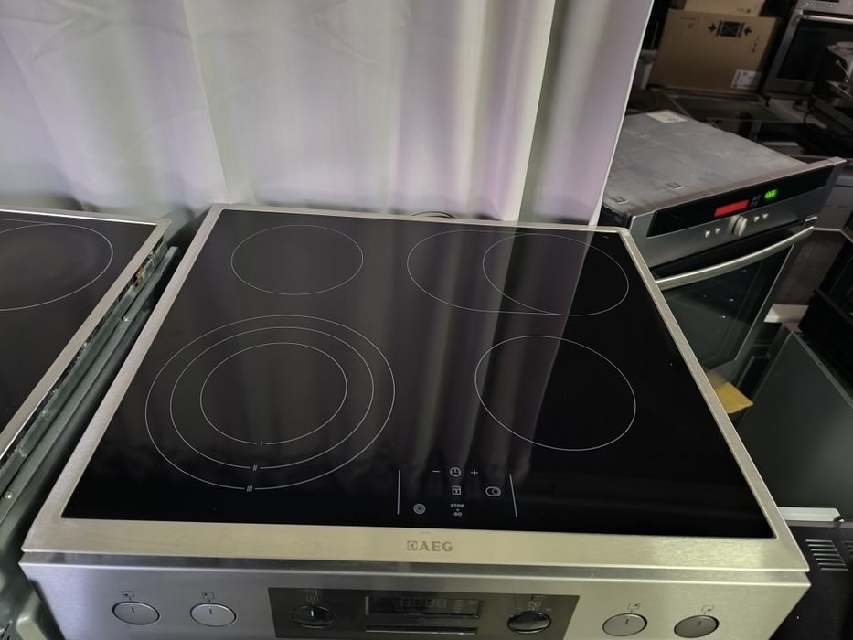 Фурна с керамичен плот AEG EPB331020M - Пиролиза