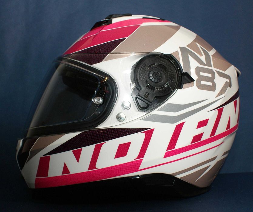 Каска за мотор Nolan N87 размер XXS, неразличима от нова.