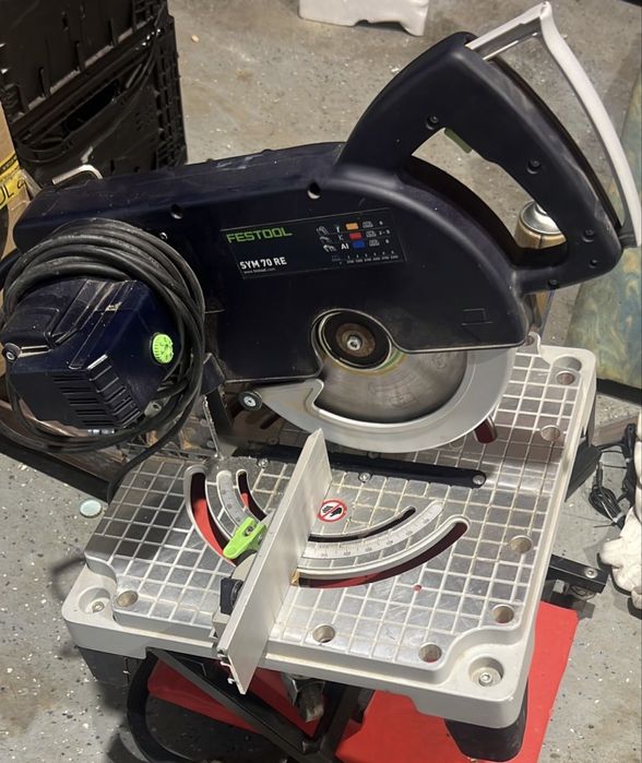 Vand fierastrau circular stationar Festool SYM 70 Re