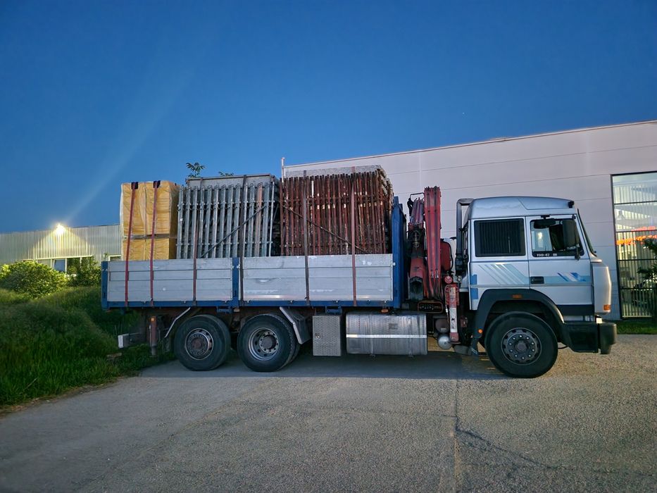 Vând   Camion cu macara  Iveco turbostar V8 420cv