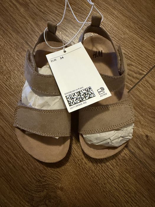 Детски нови сандали H&M
