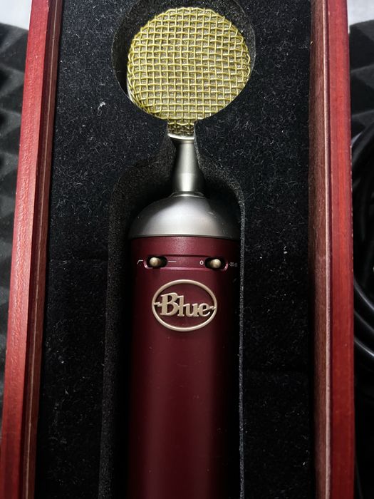 Blue Bluebird SL студиен кондензаторен микрофон + акустичен екран