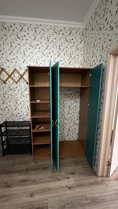 Продается два шкафа