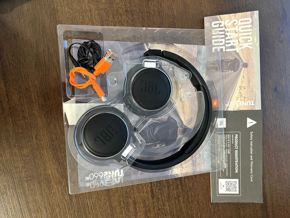 Casti JBL Tune 660 NC - Negre