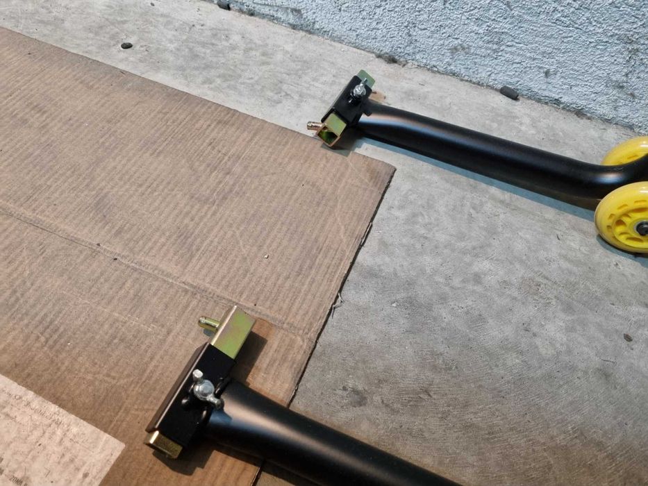 Стойка за мотор - задна/предна