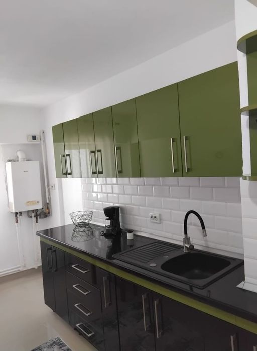 OPORTUNITATE! Apartament 3 Camere Ultra-Central Caracal – Vedere Parculeleț & Viitorul Mall