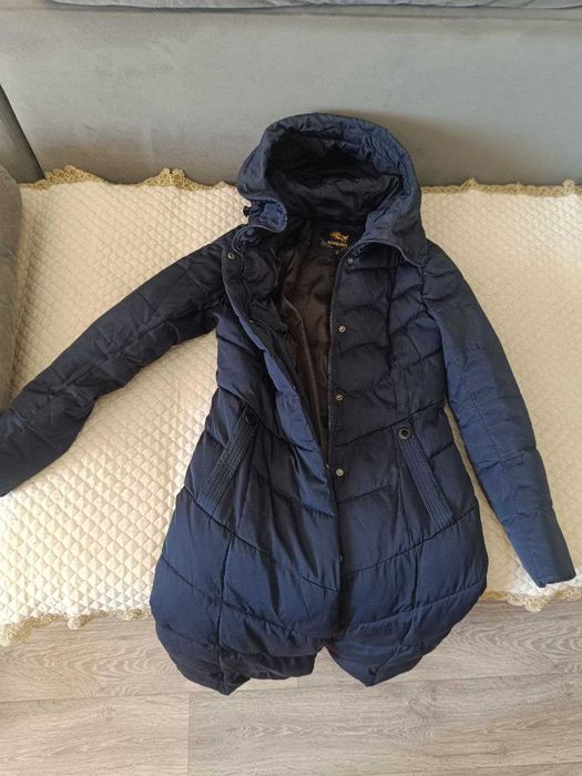 Отдам даром - женская одежда куртки