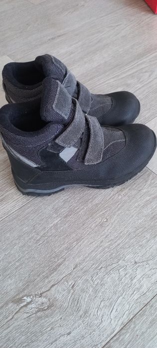 Ботинки на мальчика 29-30р