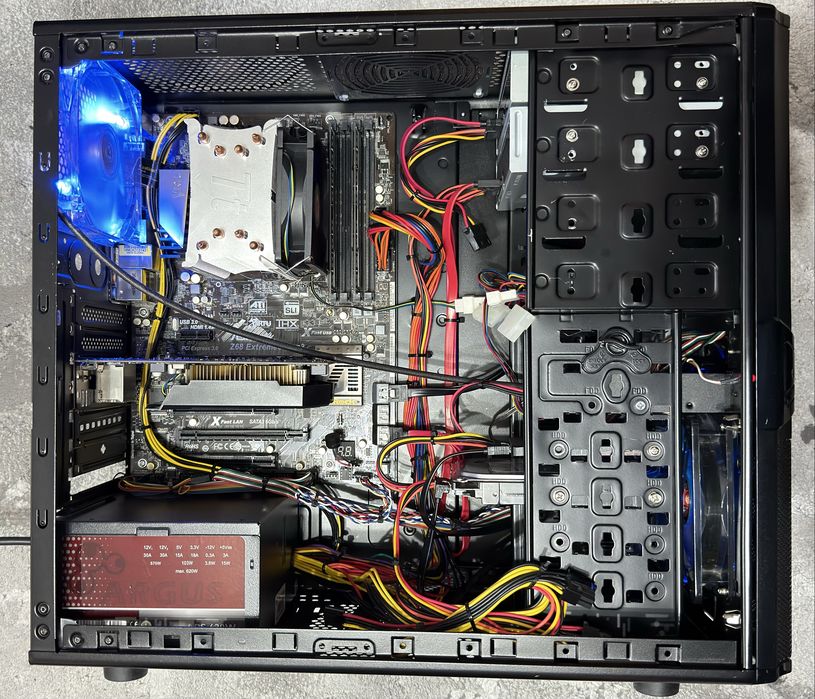 PC i5 - 2500K - 16 GB DDR3 - nVidia GTX750TI - SSD + HDD -  2 x DVD-RW - Fan Controller