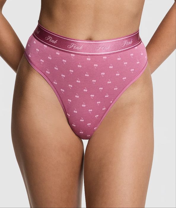 Дамско бельо Victoria’ Secret