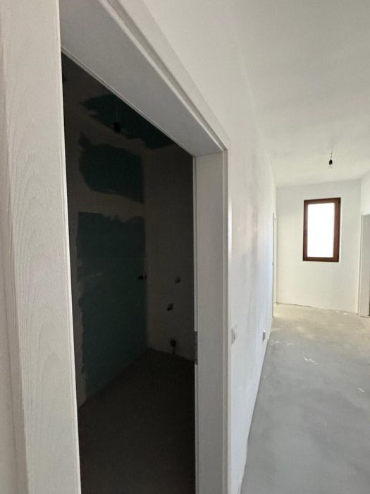 Продава се Тристаен апартамент в Созопол - 123 кв.м за 1944 €/кв.м - Снимка #2