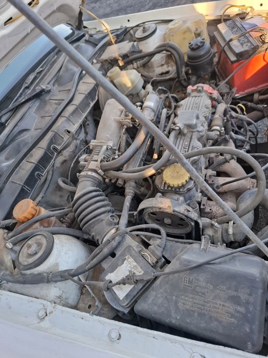 Продаётся опель вектра 1989г