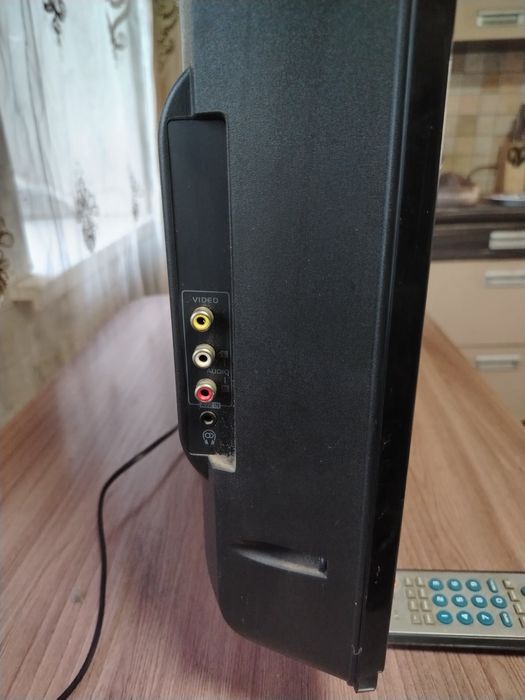 Продам телевизор