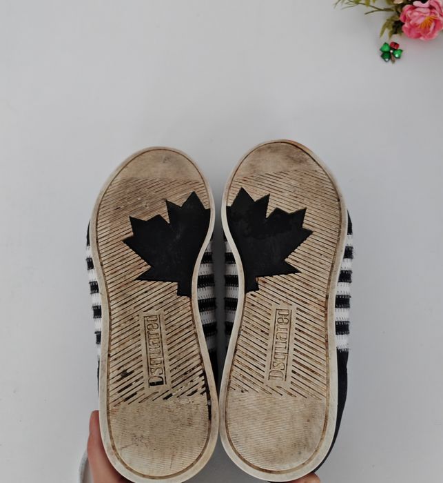 Vând trainers Dsquared2 New Runner 42