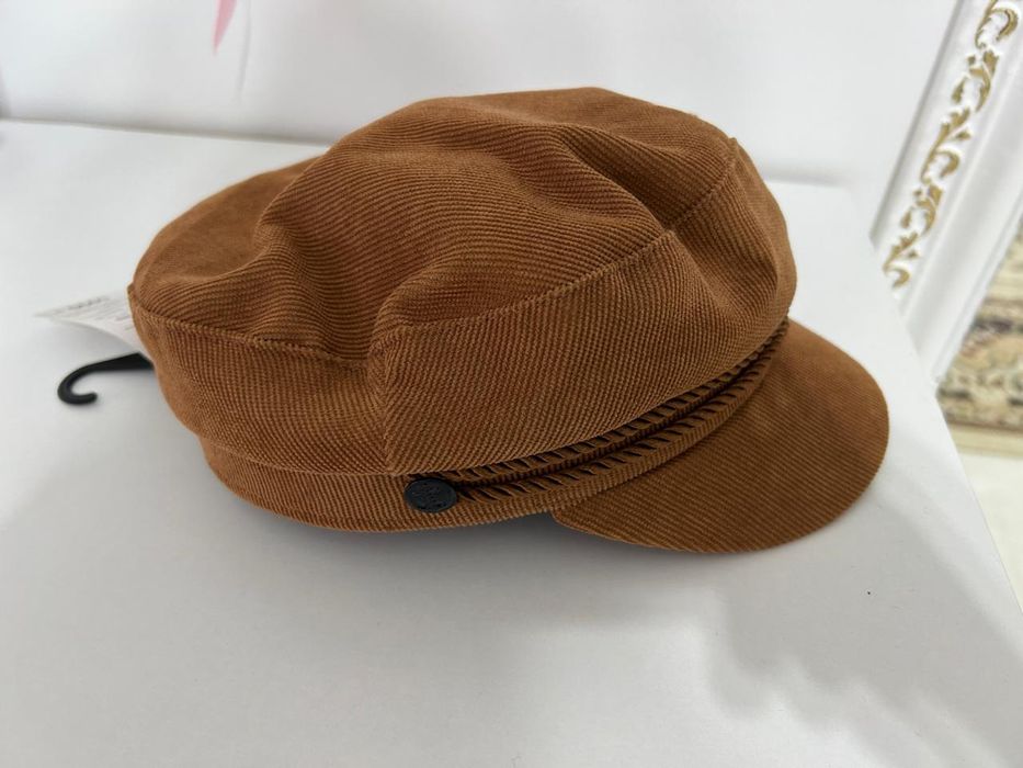 Женская кепка, шапки