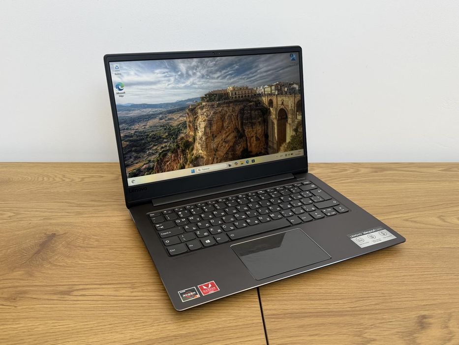 14" Lenovo 530s - Ryzen 3 / 8GB RAM / 128GB SSD / Лаптоп