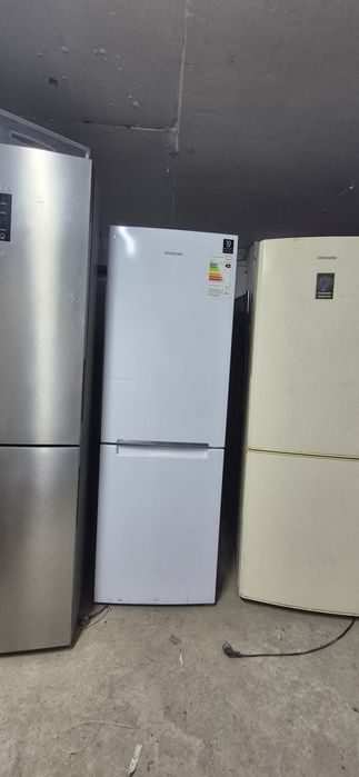 Холодильник сатылады