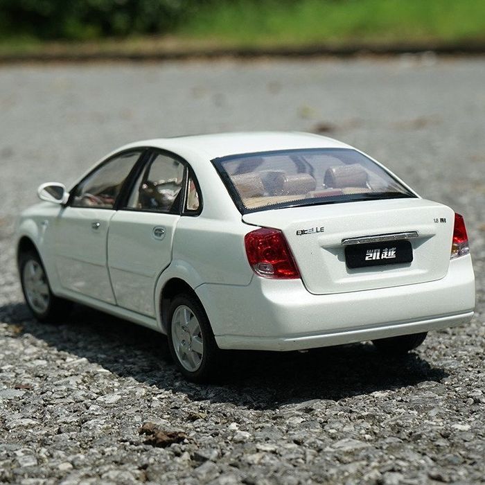 Lacetti bolalar va koleksionerlar uchin.