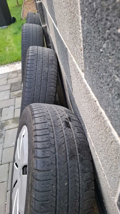 Roti 215/65/r16c 2022 Michelin