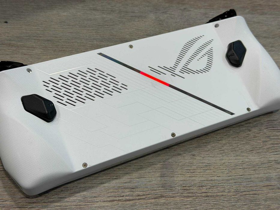 Asus ROG Ally Z1 Extreme - 512GB/16GB RAM