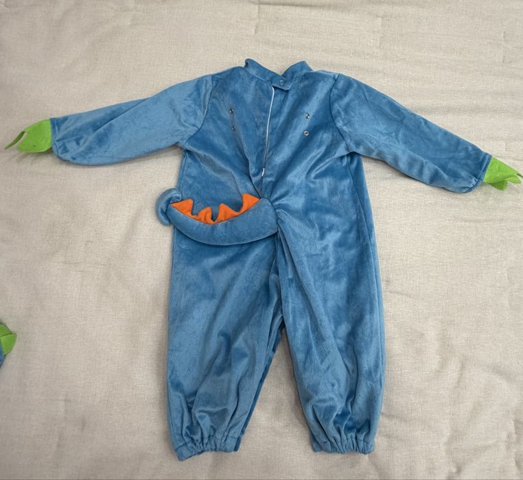 Продам костюм дракончика