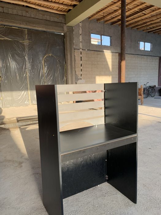 Офисный/журнальный стол