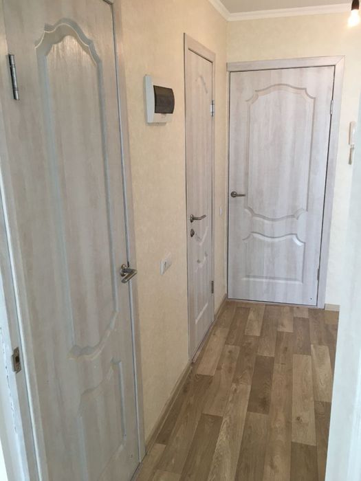 Продам 1,5 квартиру на 45-ом