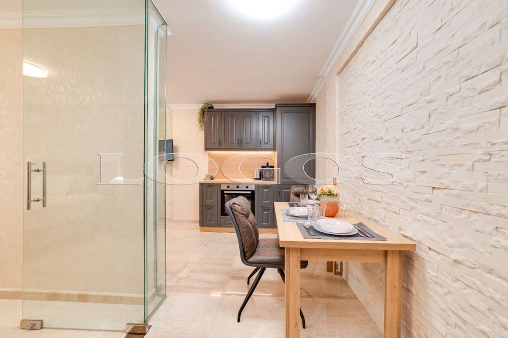 Продава се Двустаен апартамент в Варна, Гръцка махала - 42 кв.м за 4643 €/кв.м - Снимка #3