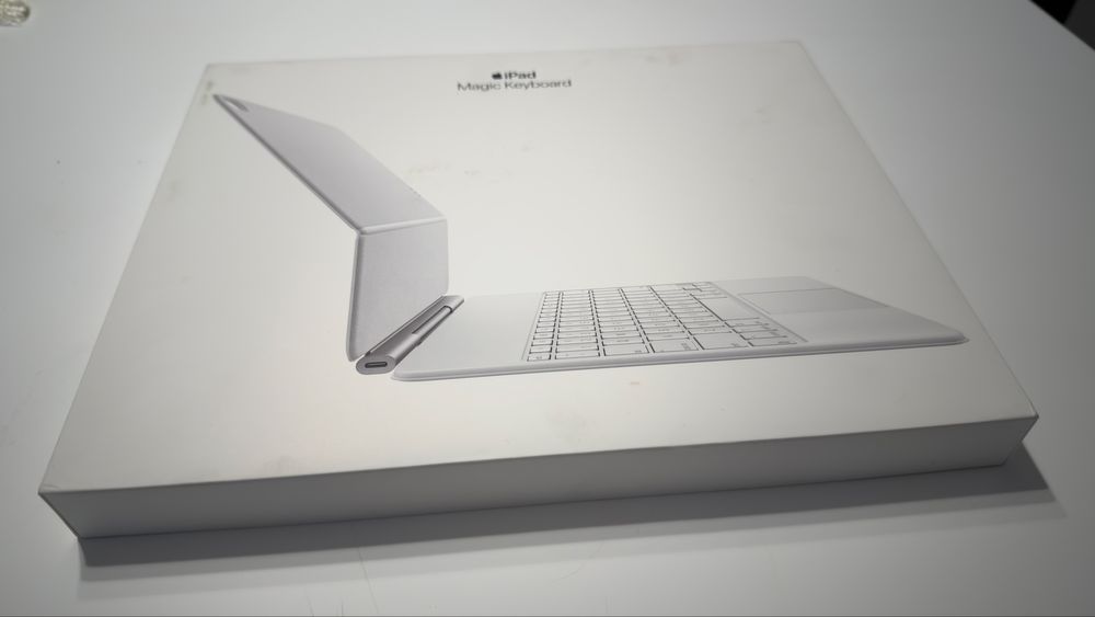 Vand Magic Keyboard ptr Ipad 13"