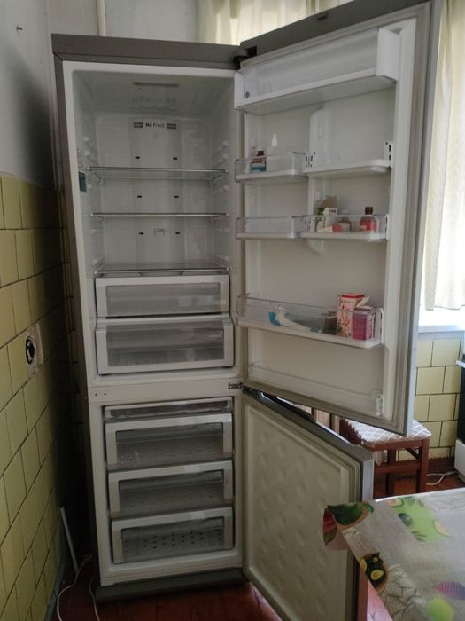 Холодильник Самсунг