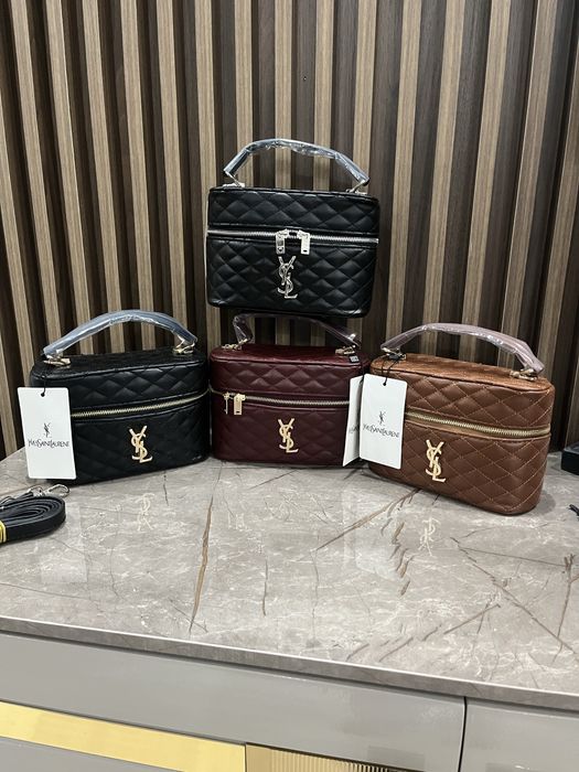 Различни брандове chanel ,celıne,pınko.chrıstıan малки и големи чанти