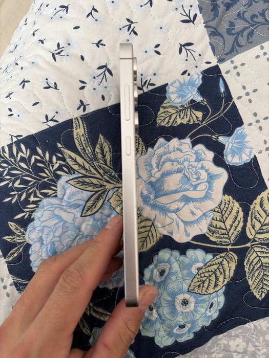 Samsung s24fe с коробкой