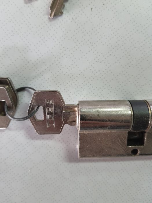 Butuc usa TESA și MCM