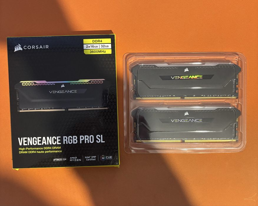 Corsair Vengeance Pro RGB 32GB (2x16)3600mhz DDR4