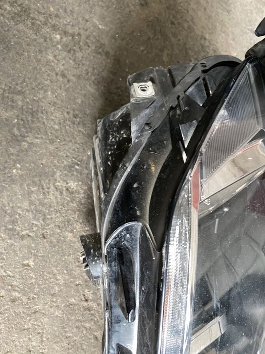 Far VW Golf 7 sportsvan 2014 - 2020 far dreapta golf spots van