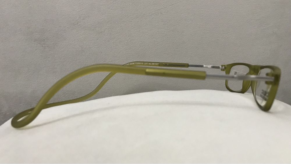 Ochelari de citit de aproape +2,00 cu magnet originali Italia