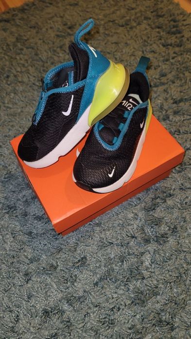 Nike  marimea 27