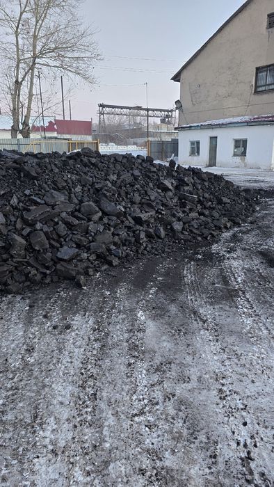 Доставка угля тоннами