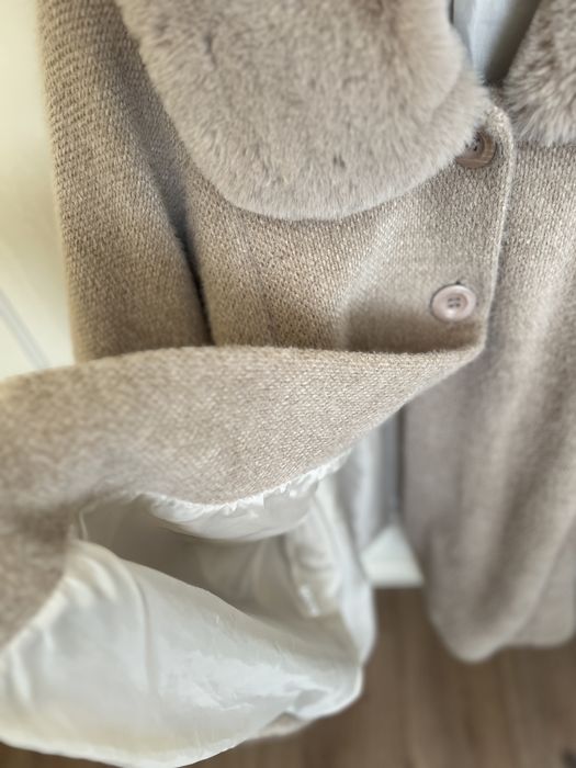 Палто в бежаво- Размер Onsize