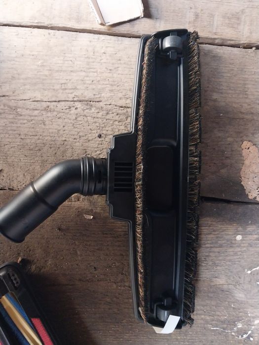 Щетка для пылесоса