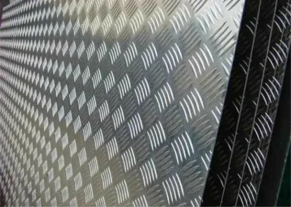 Листы алюминиевые