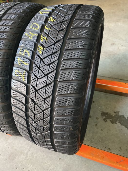 Anvelope iarna 215/40/18 Pirelli Sottozero 3 215 40 18 R18
