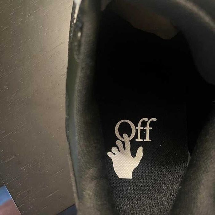 #DOAR 379,99# OFF-White Out Of Office Black White Editie Limitata