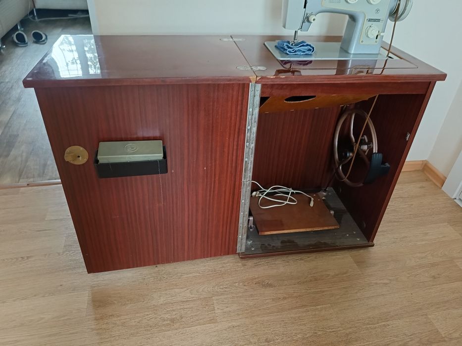 Продам швейную машинку Подольск..