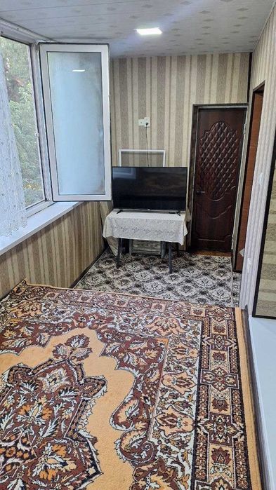 2 хонали уй сотилади 63 квм  (8-й микрорайон)