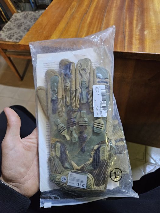 Тактические перчатки