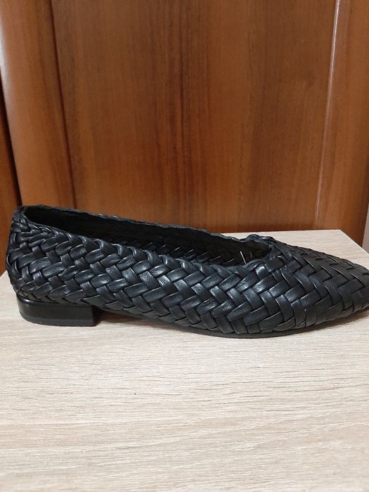 Женская обувь в ассортименте