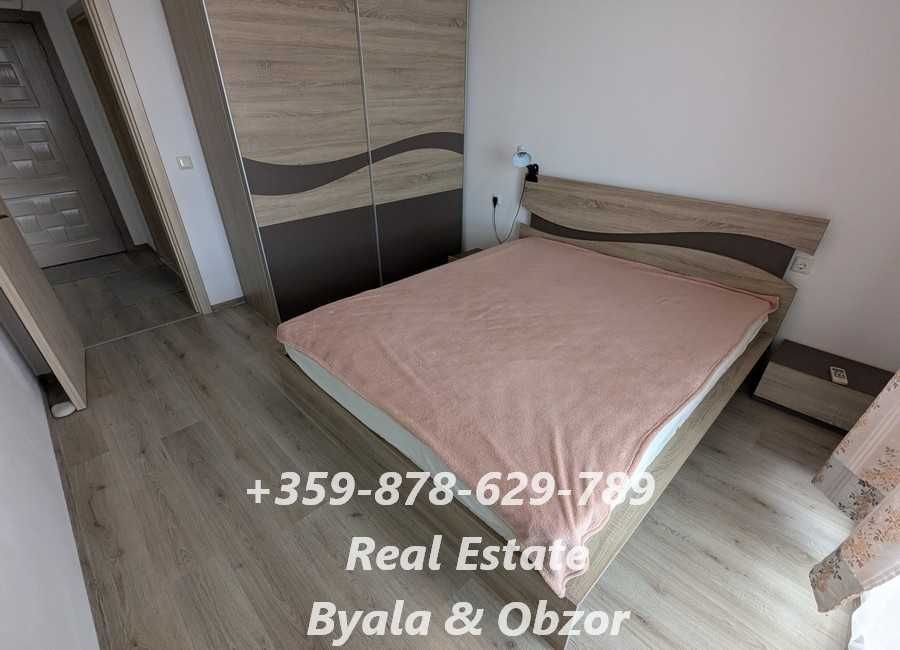 Двустаен апартамент с красива морска панорама в гр.Бяла