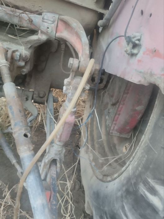 Трактор сотилади